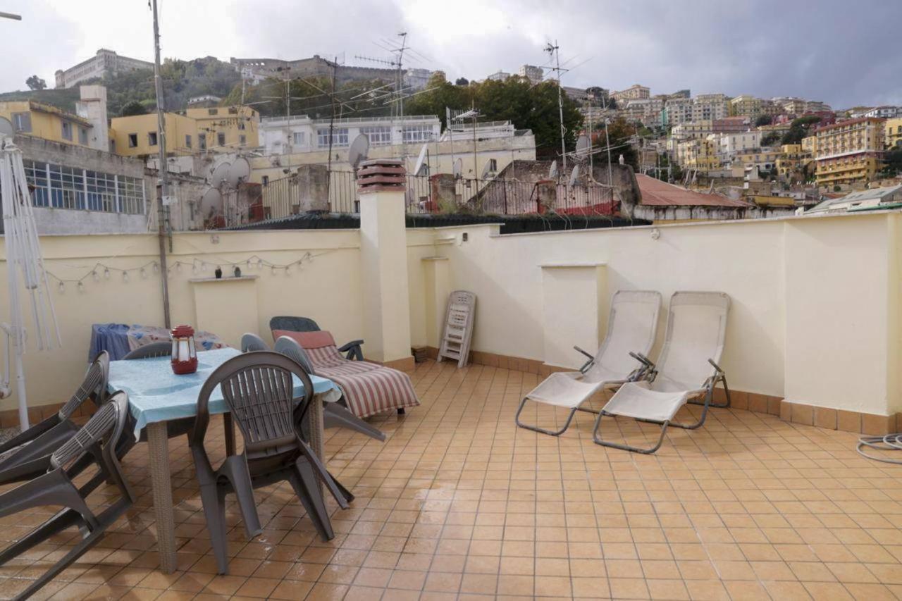 Bnb Medina Неаполь Экстерьер фото